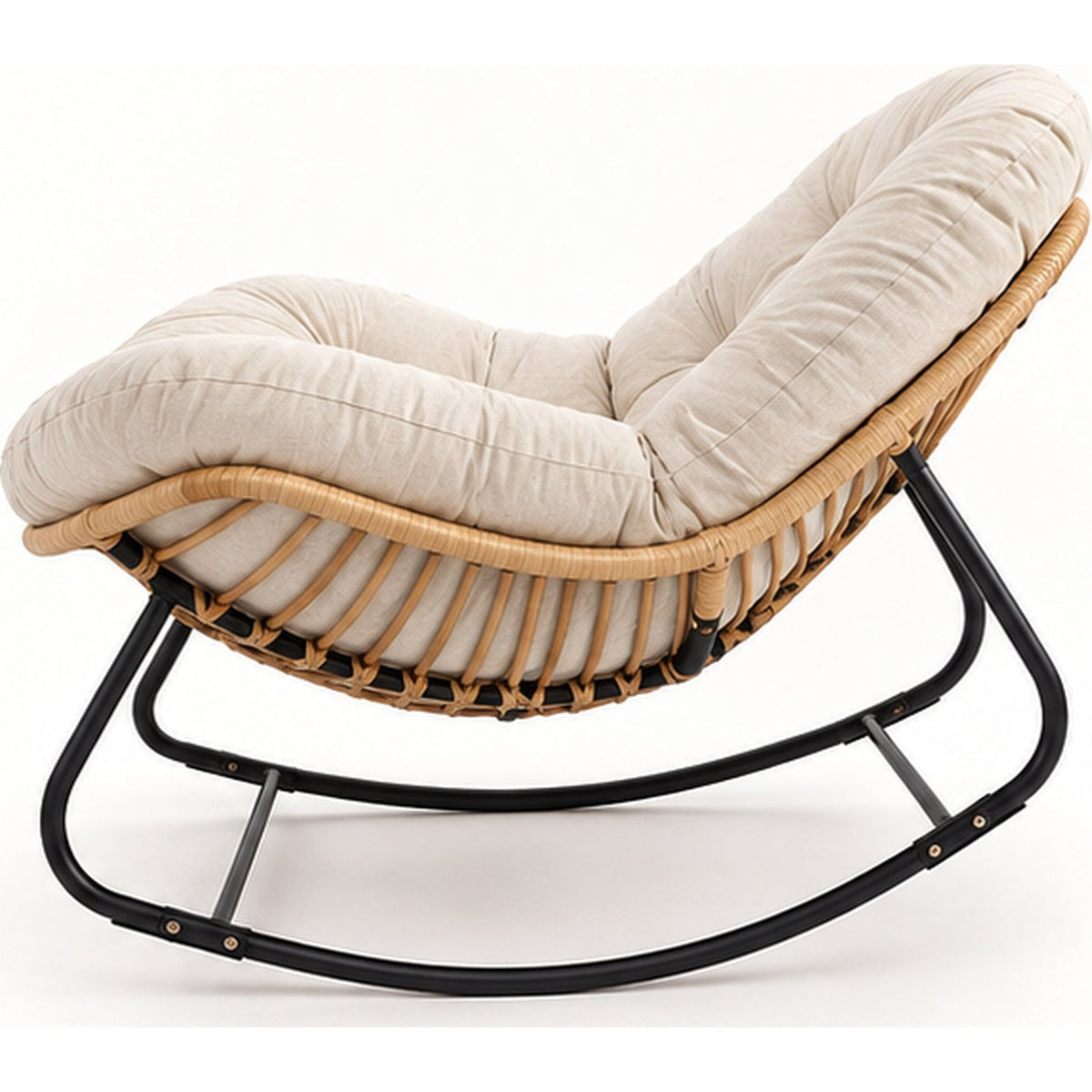 Fauteuil à bascule en rotin avec coussin matelassé